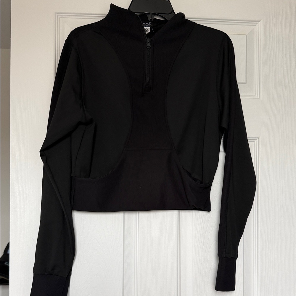 Elegant Black Long Sleeve Crop Top